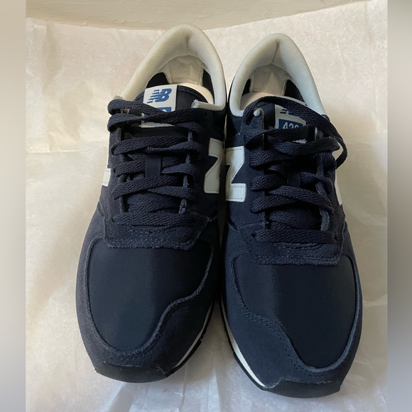 New Balance 420 - Brand New! - Picture 5 of 8